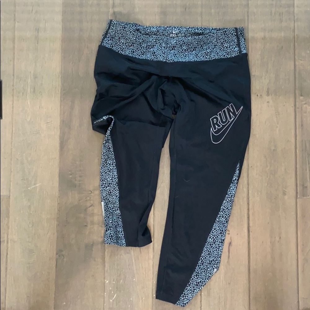Nike leggings